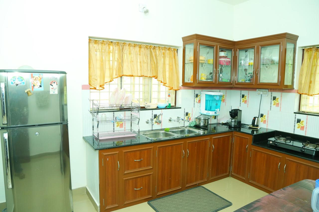 Manavalan House Bed & Breakfast Alwaye Dış mekan fotoğraf